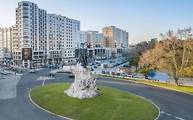 Nh Lisboa Campo Grande Hotel Exterior photo
